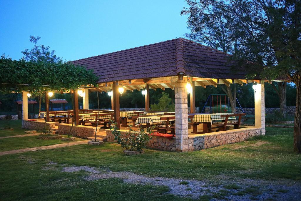 Agrotourism Galic Krka Hotel Drinovci Eksteriør billede